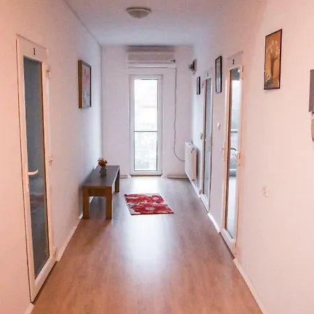 Spacious And Cozy 3Bd+Terrace Couples Apartment Timişoara Exterior photo